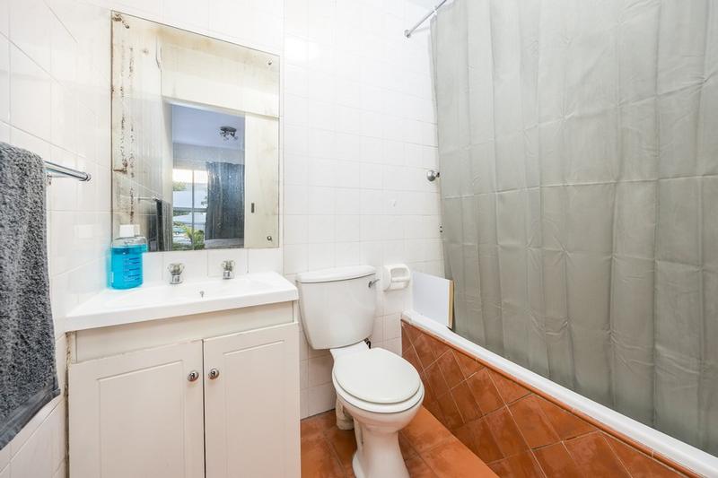 To Let 1 Bedroom Property for Rent in Kenridge Western Cape